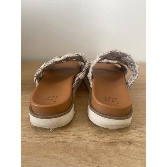 Braided Strap Slide Sandals Snake Print Gray & Cream Size 7 Women's - Picture 4 of 6